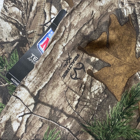 New England Patriots Realtree Camo Leggings XS - Picture 6 of 7